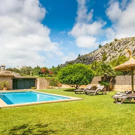 Sleeps 6 Pool Air Con Wifi *