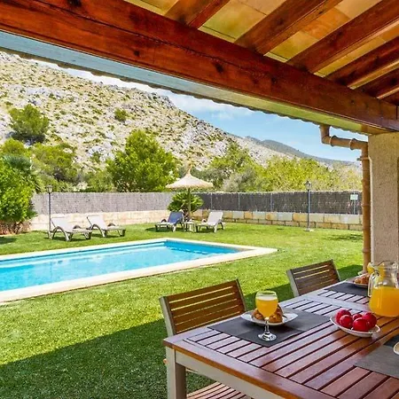 Sleeps 6 Pool Air Con Wifi